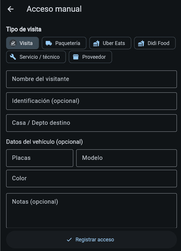 Registro de acceso manual en la app del guardia, con identificación y datos del vehículo